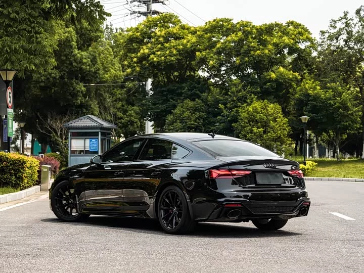 Audi RS 5