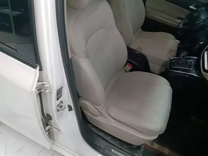 GAC Trumpchi M6