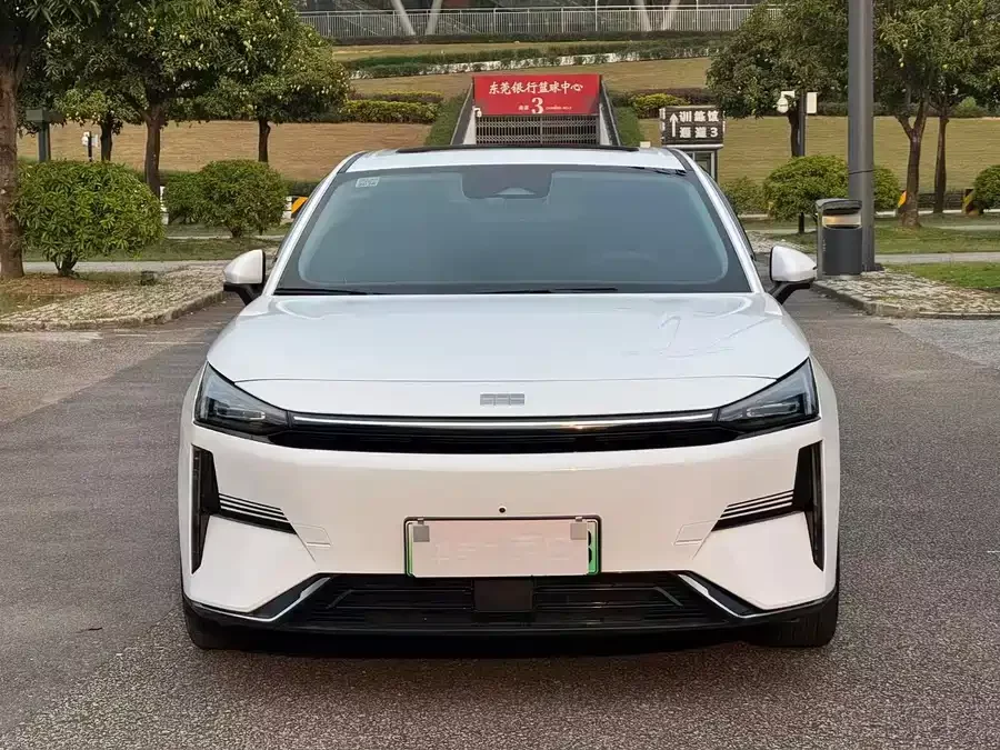 Geely Galaxy L6