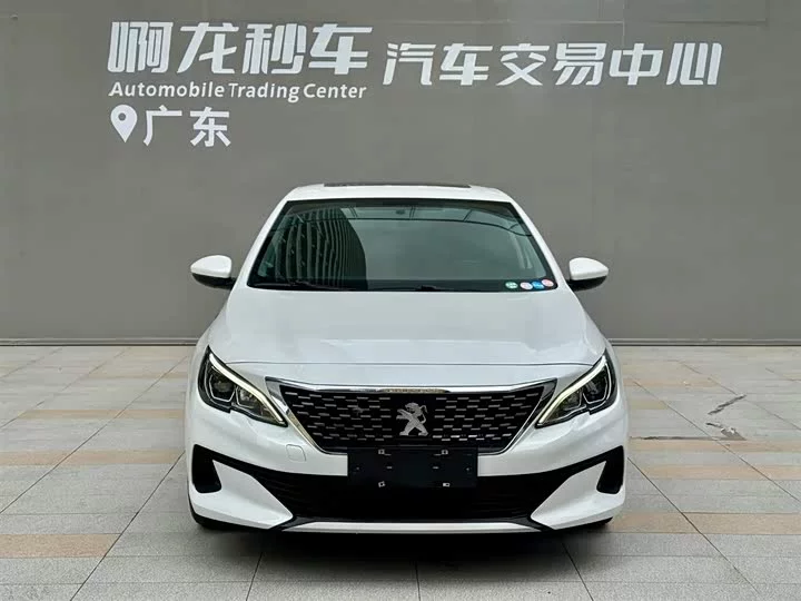 Peugeot 408