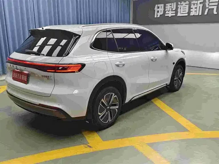 Geely Galaxy Starship 7