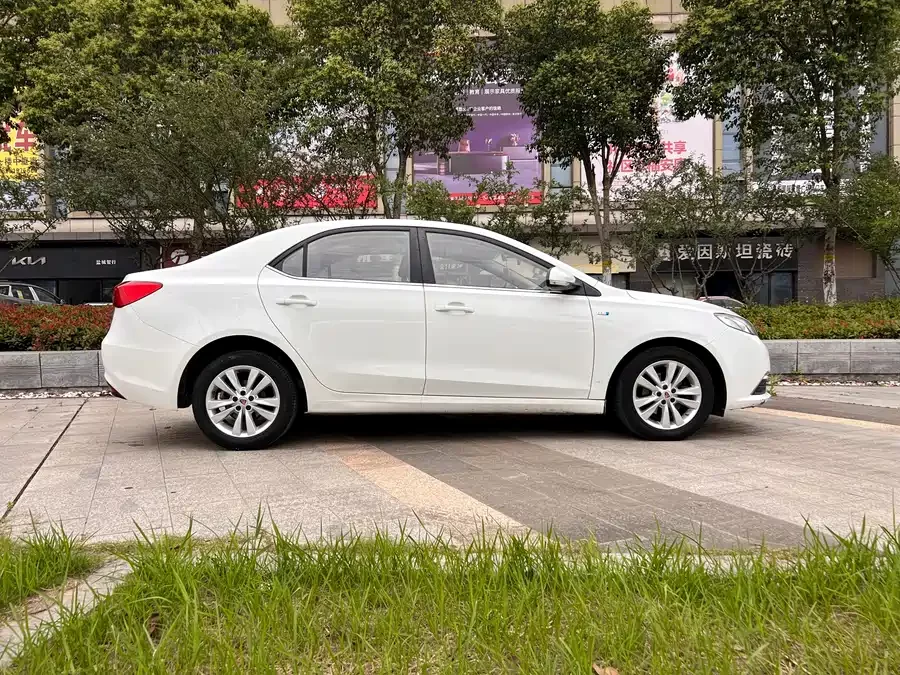 Roewe 360