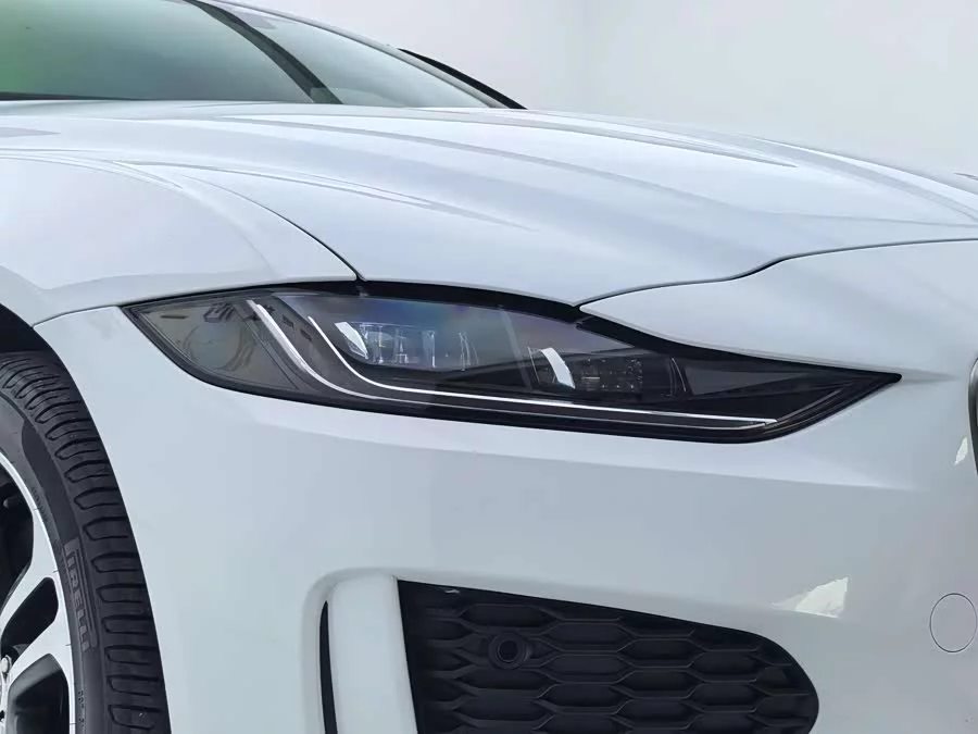 Jaguar XEL