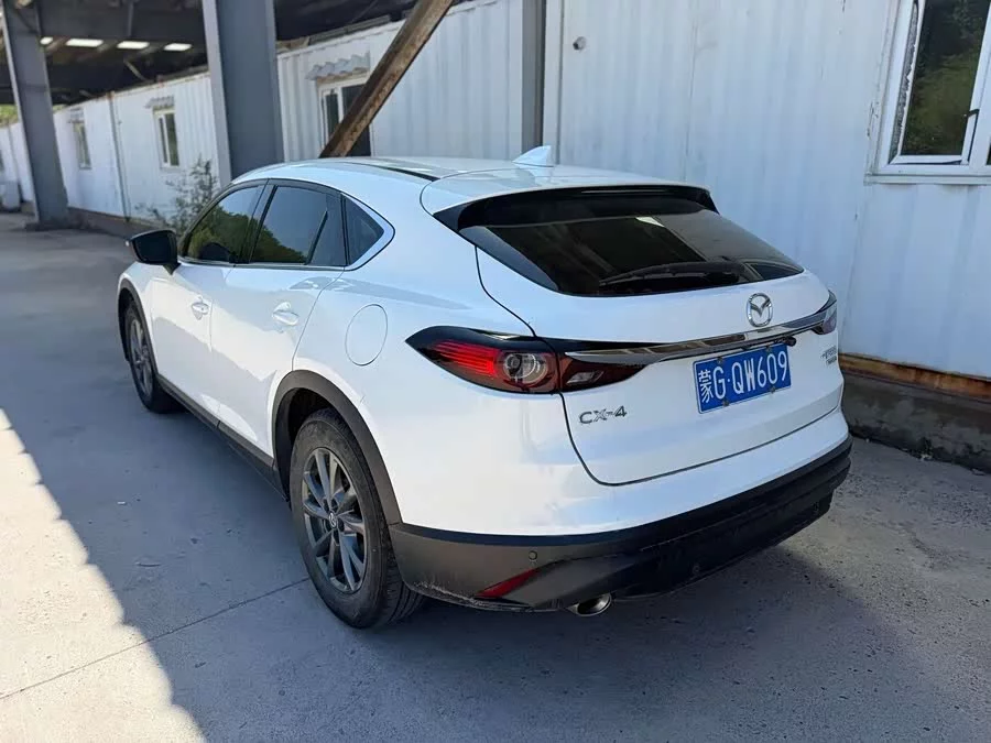 Mazda CX-4