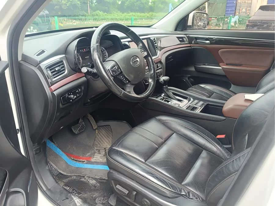 GAC Trumpchi GS8