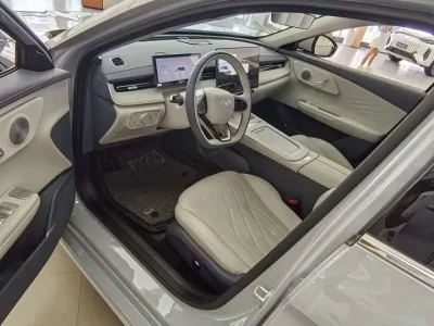 Chery Fengyun A8L