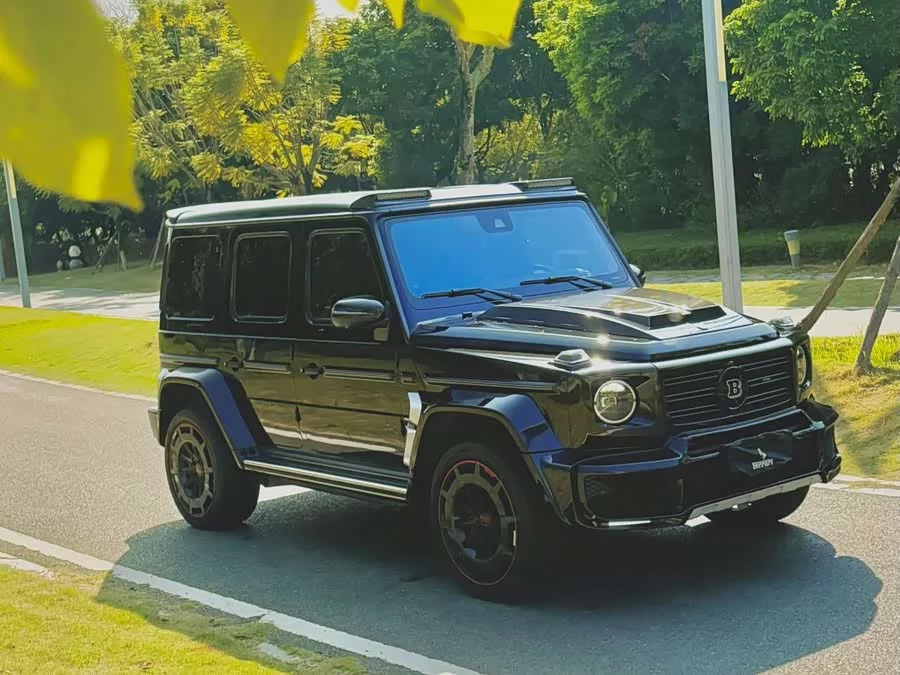 Mercedes Benz G-rated