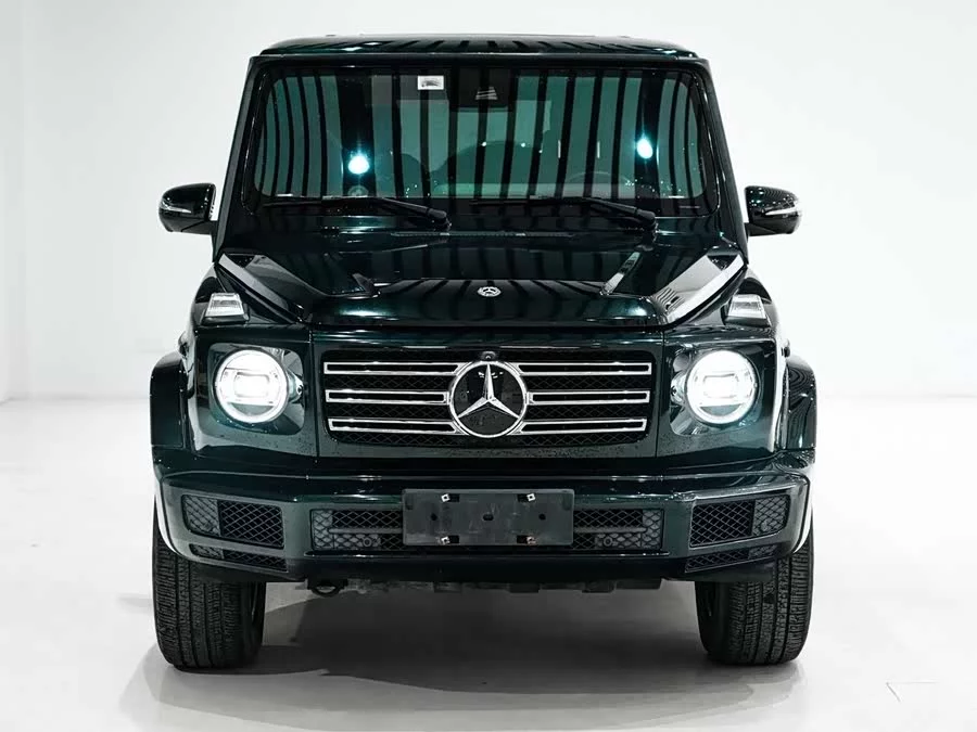 Mercedes Benz G-rated