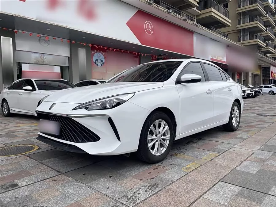 Roewe i5
