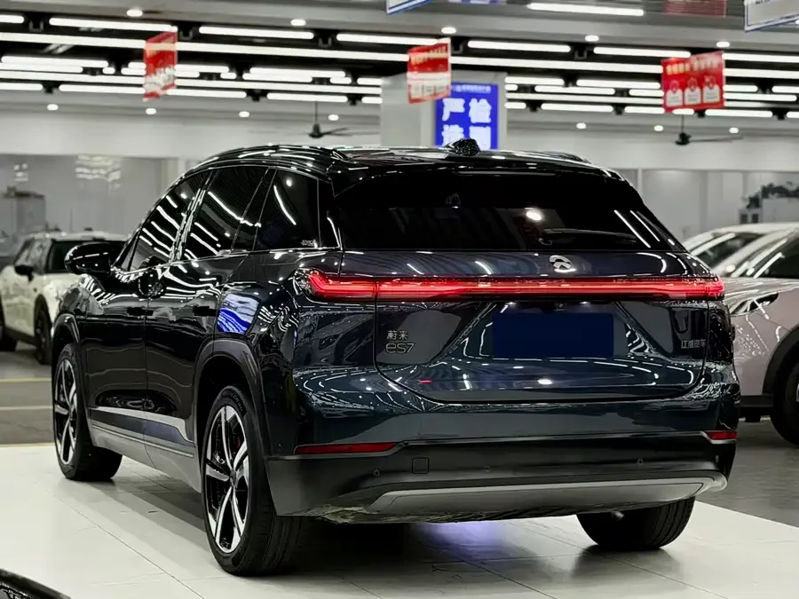 NIO ES7
