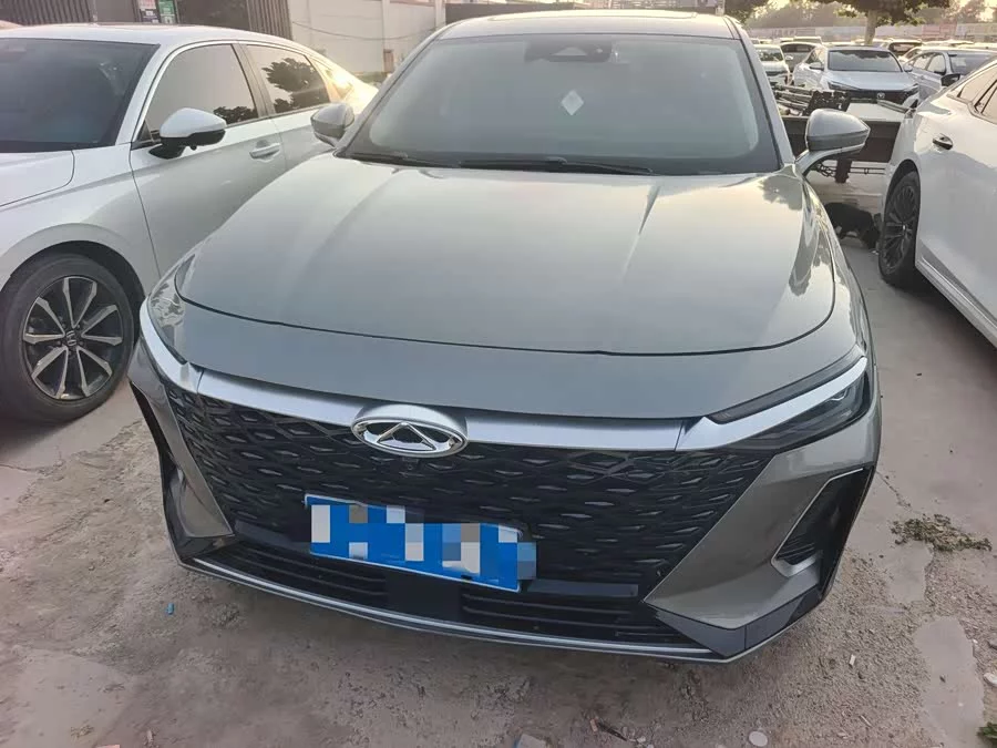 Chery Arrizo 8