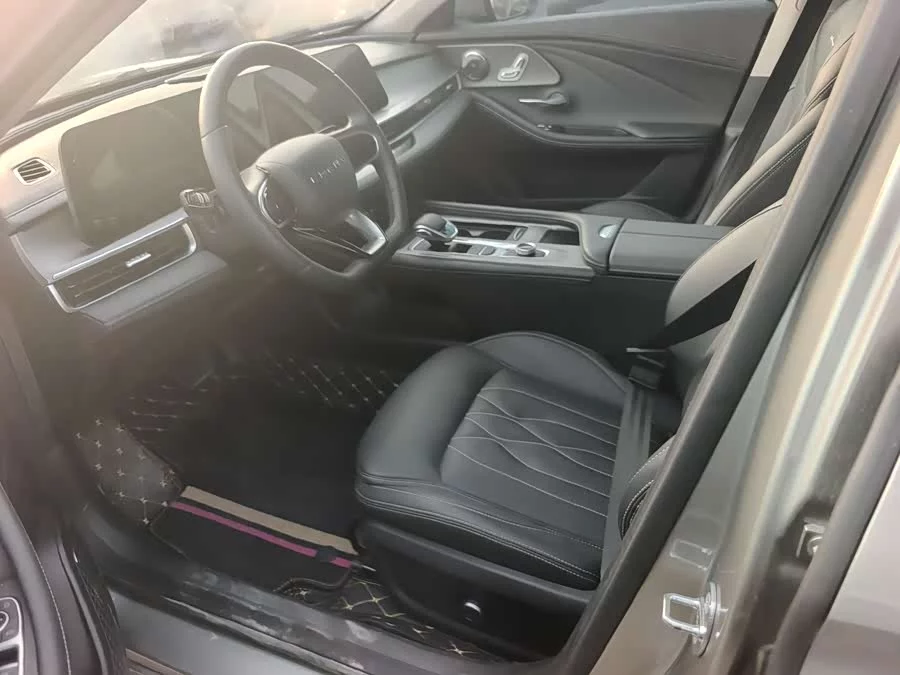 Chery Arrizo 8