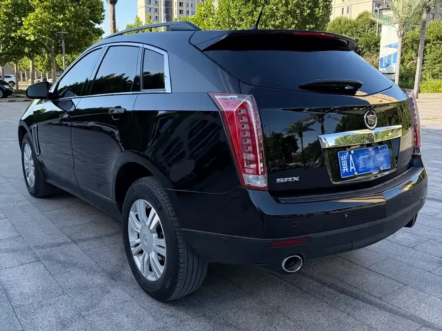 Cadillac SRX