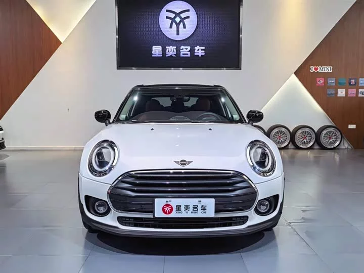 MINI CLUBMAN