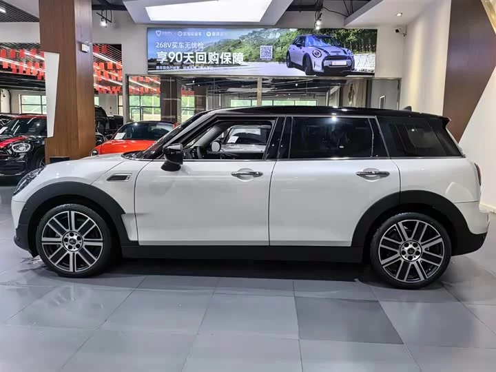 MINI CLUBMAN