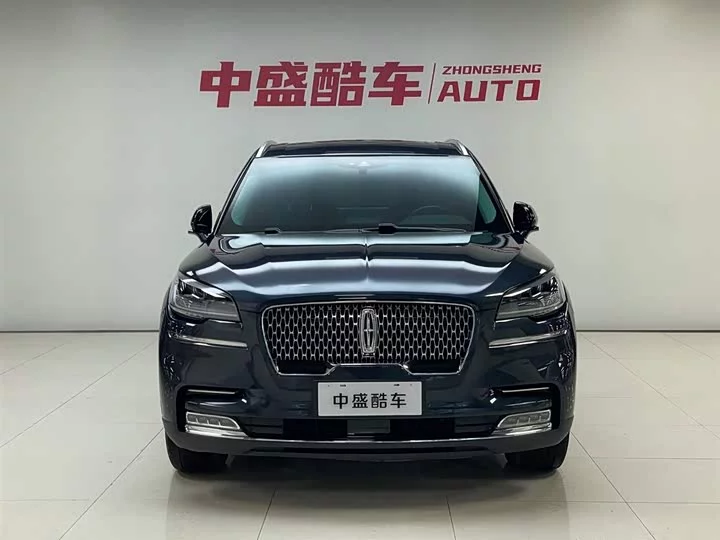Lincoln aviator