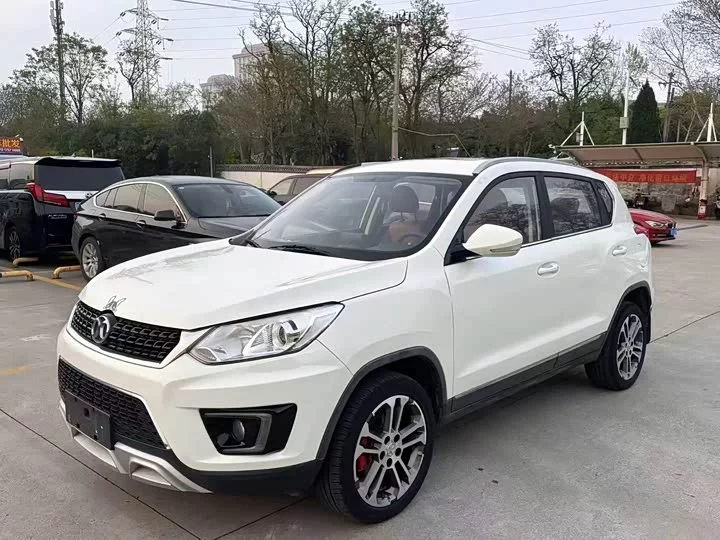 BAIC Shenbao X35