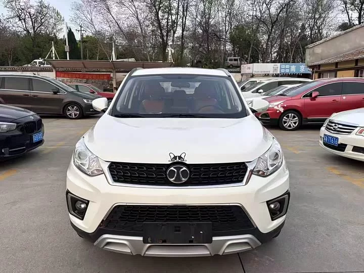 BAIC Shenbao X35