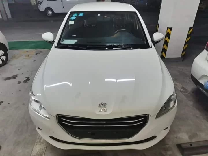 Peugeot 301
