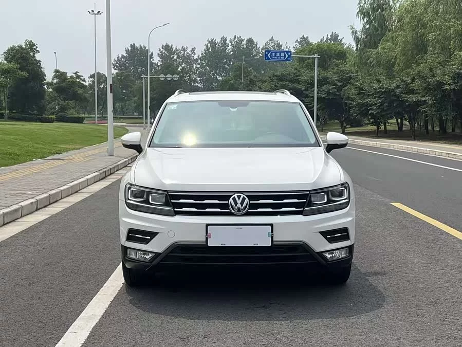 Volkswagen Tiguan L