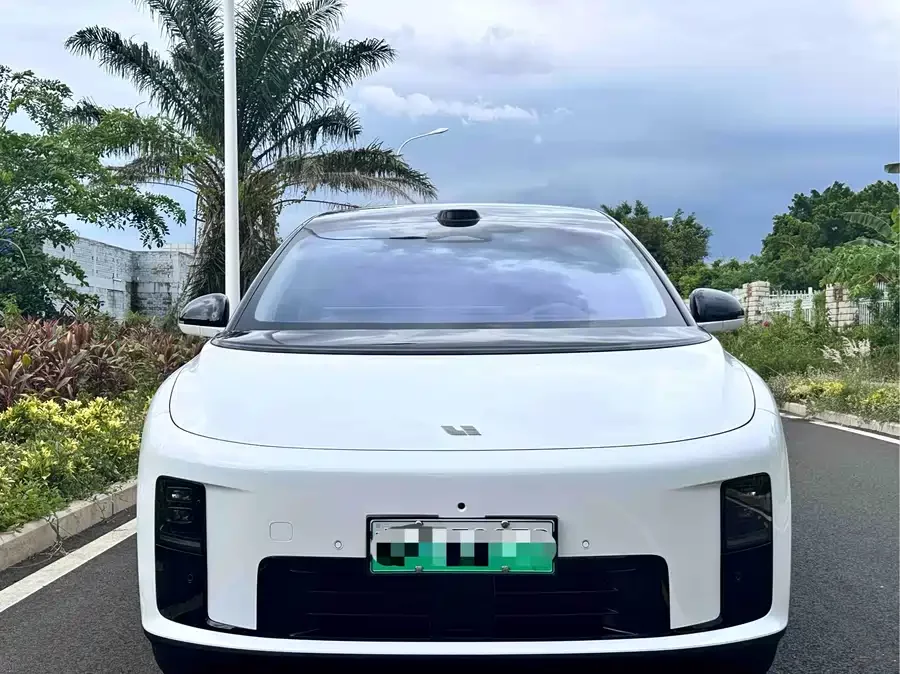 Li Ideal i8