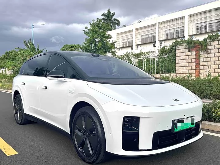 Li Ideal i8