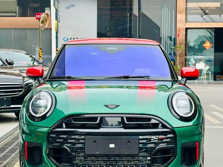 MINI JCW
