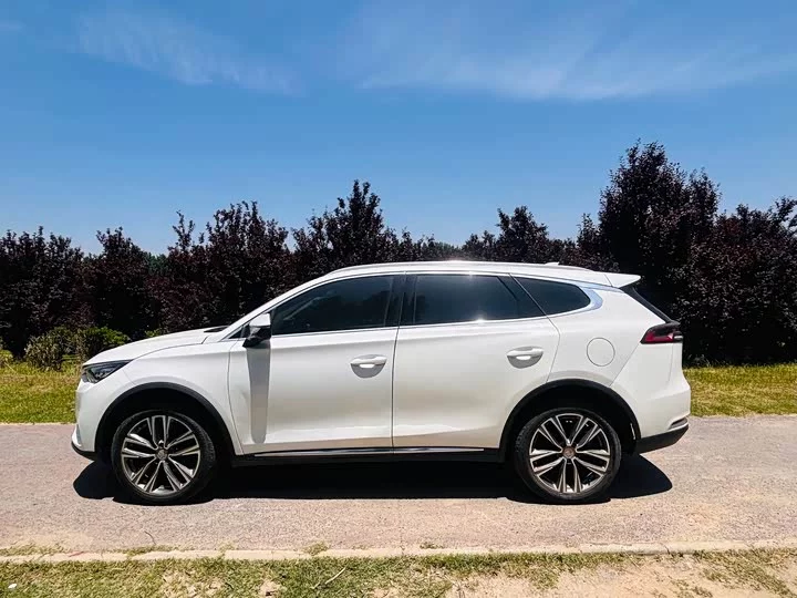 BYD Tang