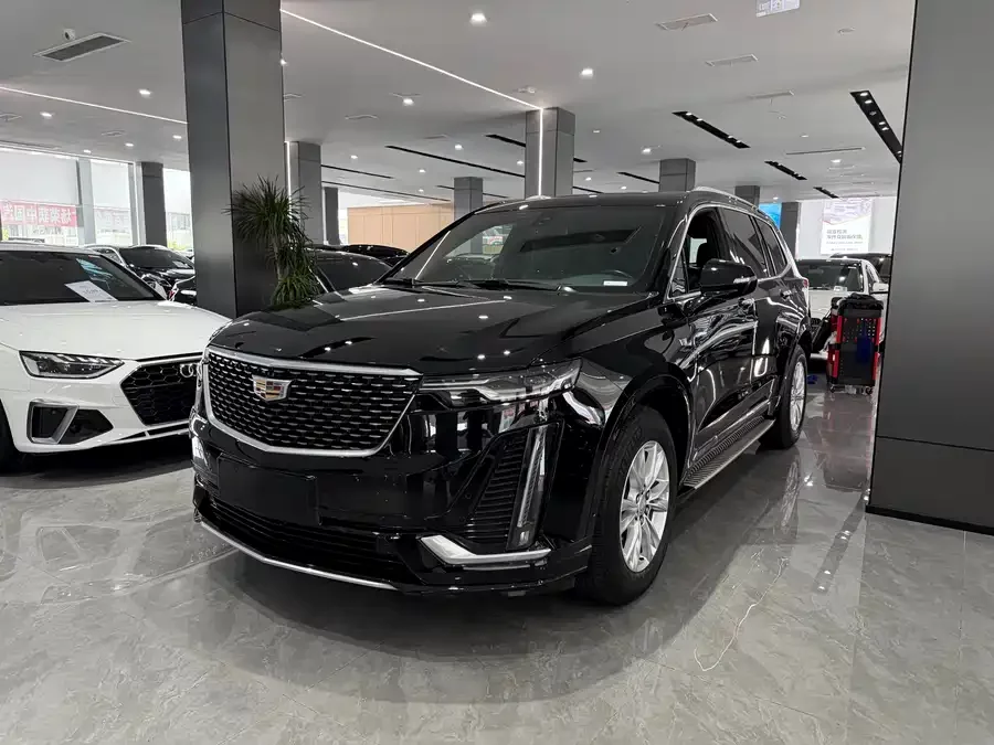 Cadillac XT6
