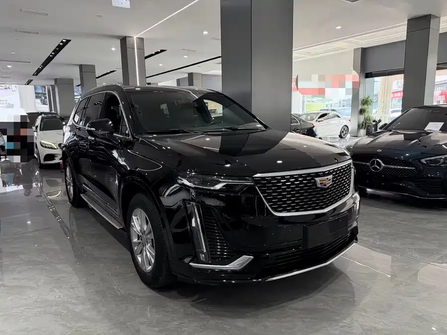 Cadillac XT6