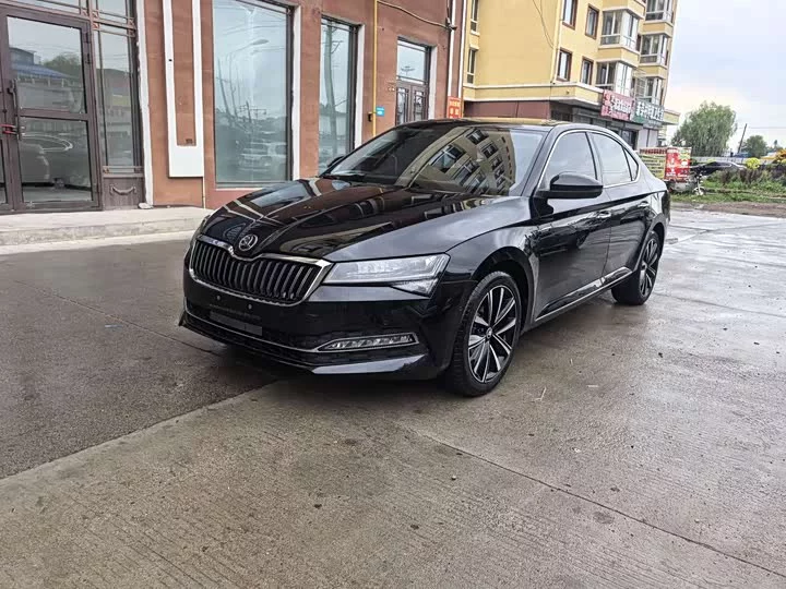 Skoda SuperB