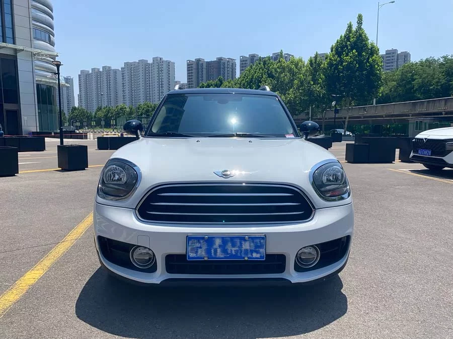 MINI COUNTRYMAN