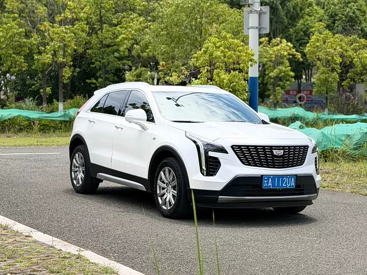 Cadillac XT4