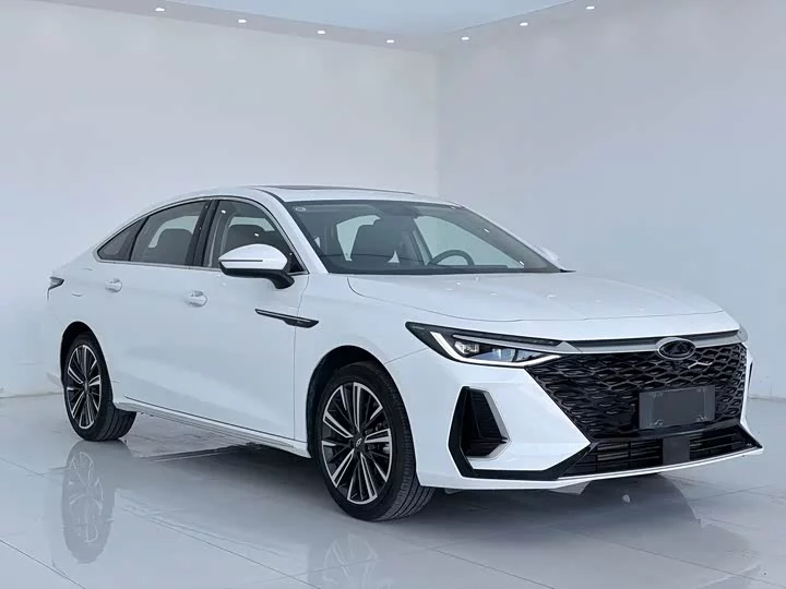 Chery Arrizo 8