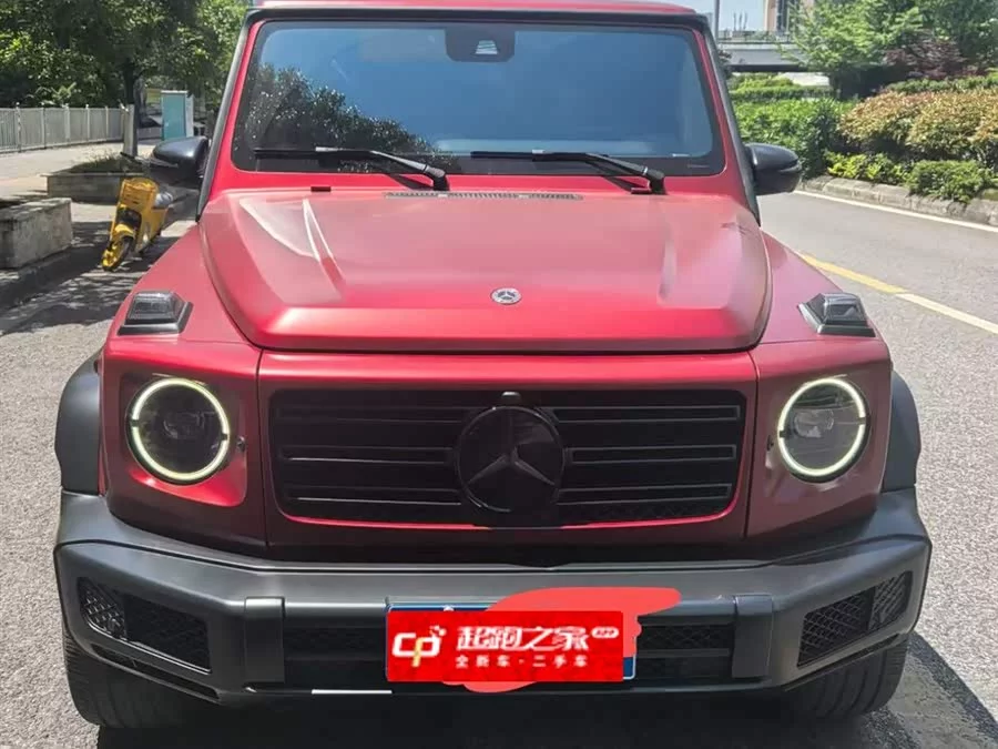 Mercedes Benz G-rated