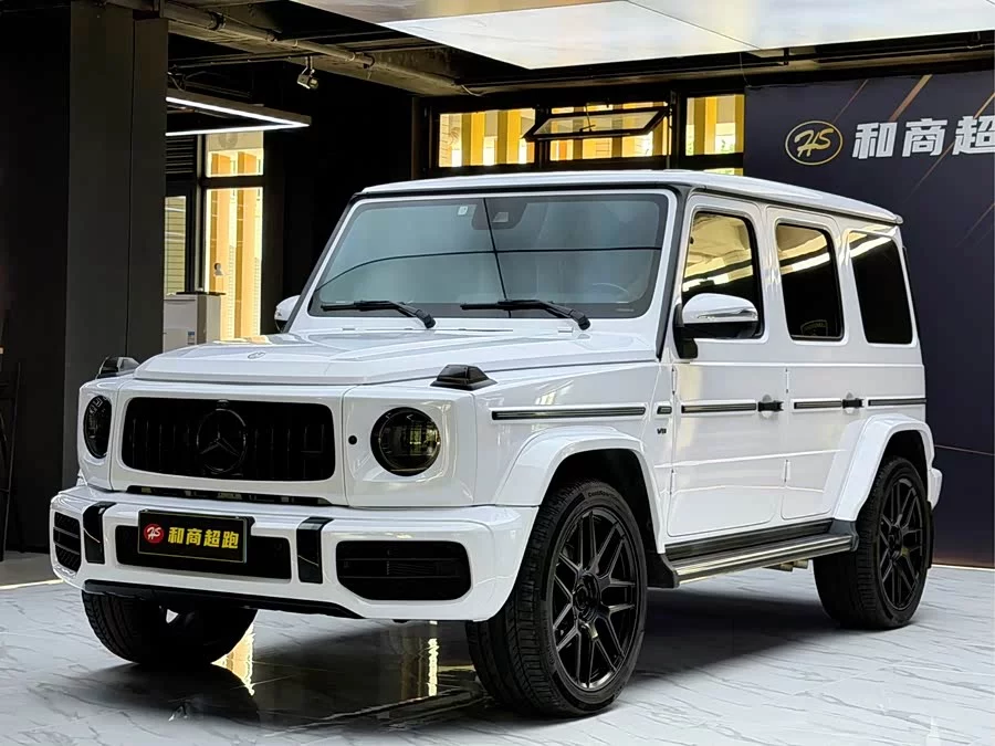 Mercedes Benz G-rated