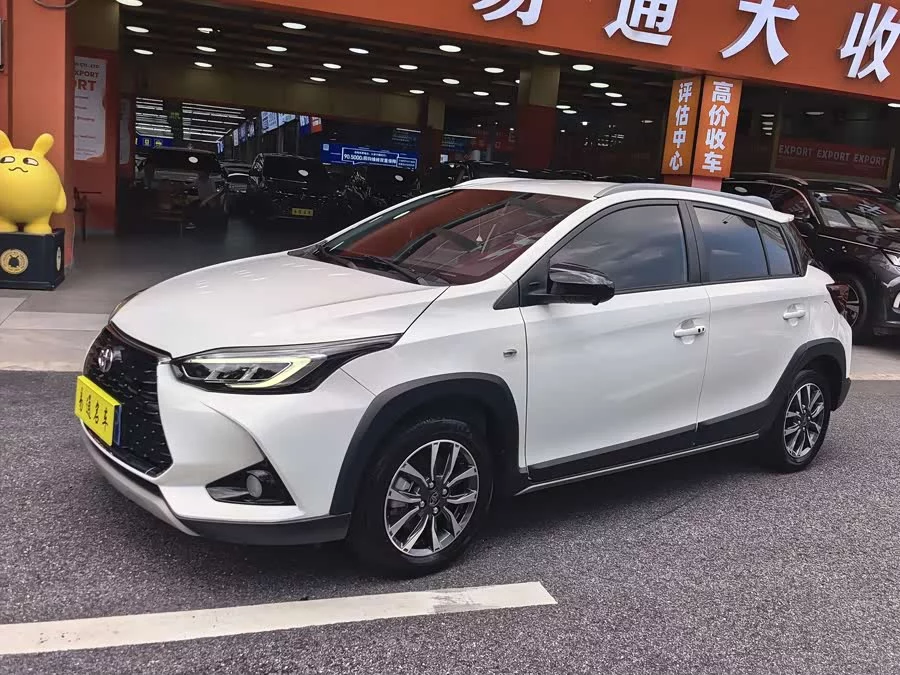Toyota YARiS L