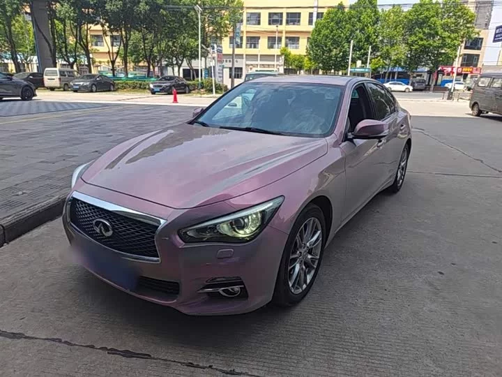 Infiniti Q50L