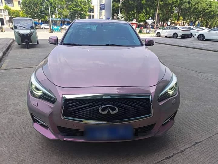 Infiniti Q50L
