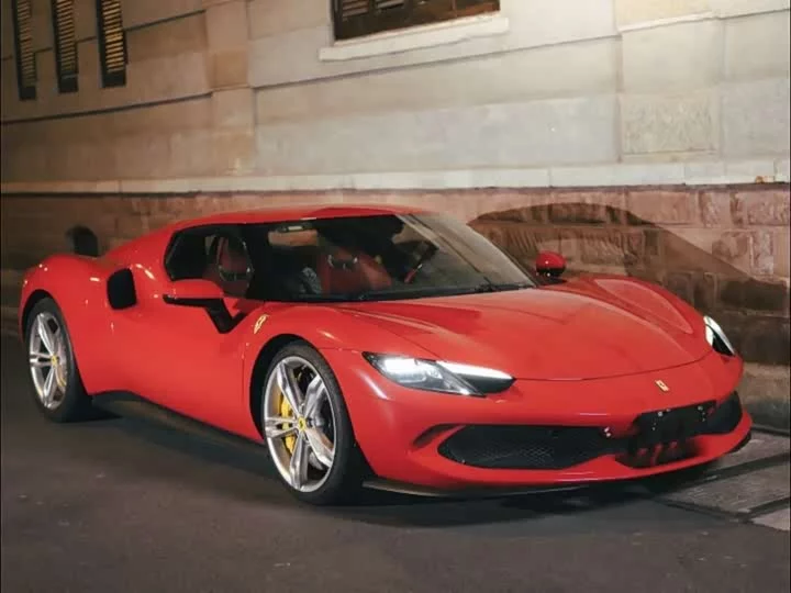 ferrari 296