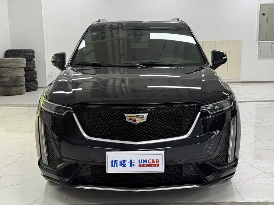 Cadillac XT6