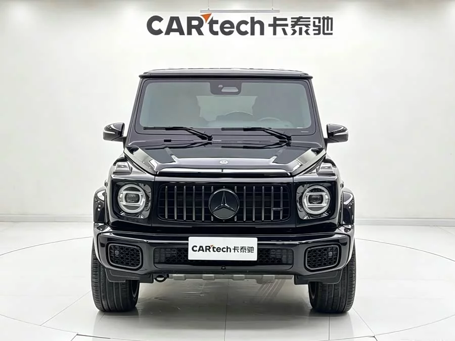Mercedes Benz G-rated