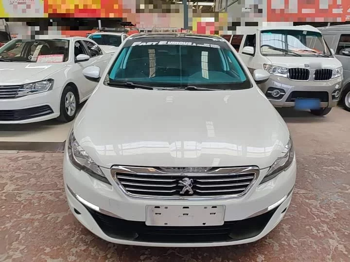 Peugeot 308S