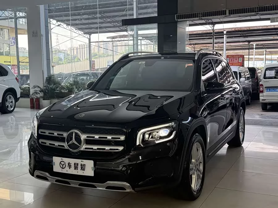 Mercedes Benz GLB