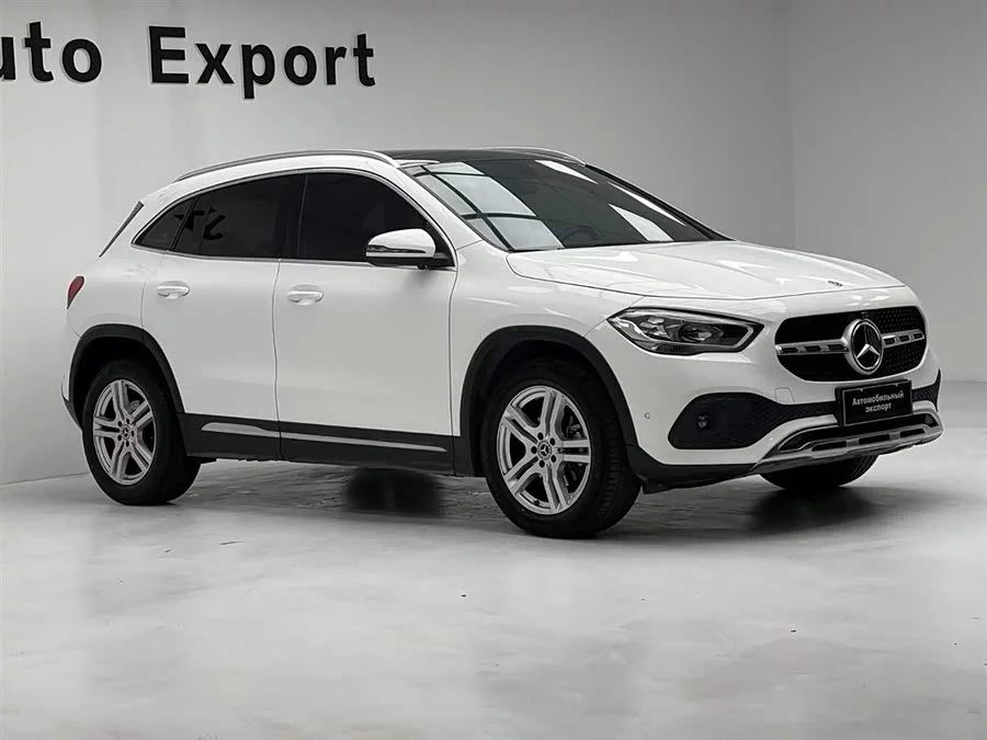 Mercedes Benz GLA