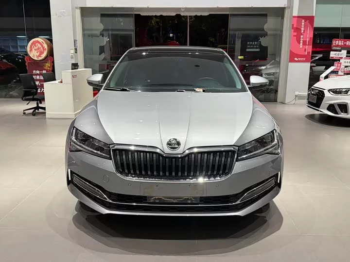 Skoda SuperB