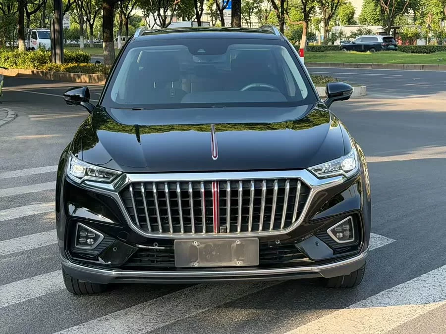 Hongqi HS5