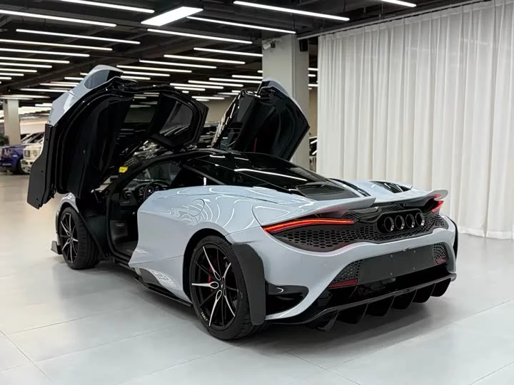McLaren 720S