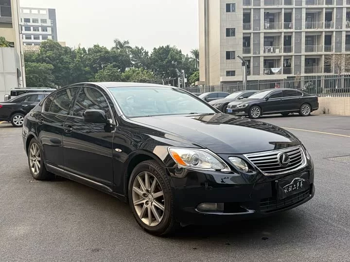 Lexus GS