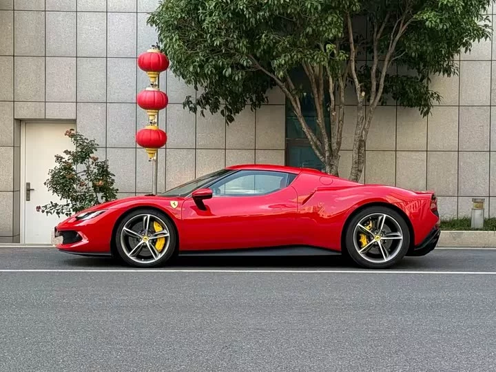 ferrari 296